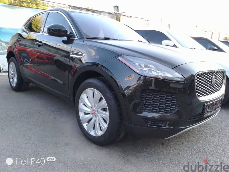 Jaguar E-Pace 2017 15