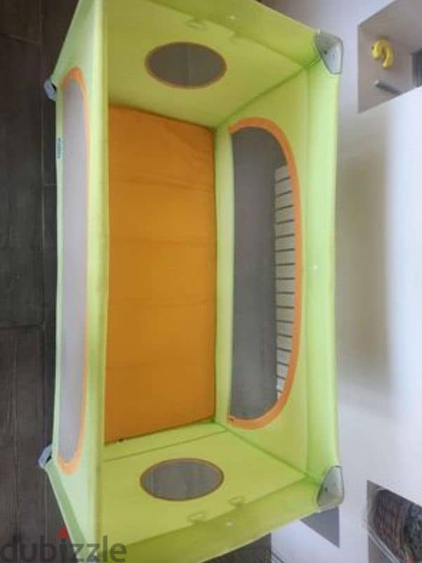 child bed Chicco foldable/parc 60$ 7