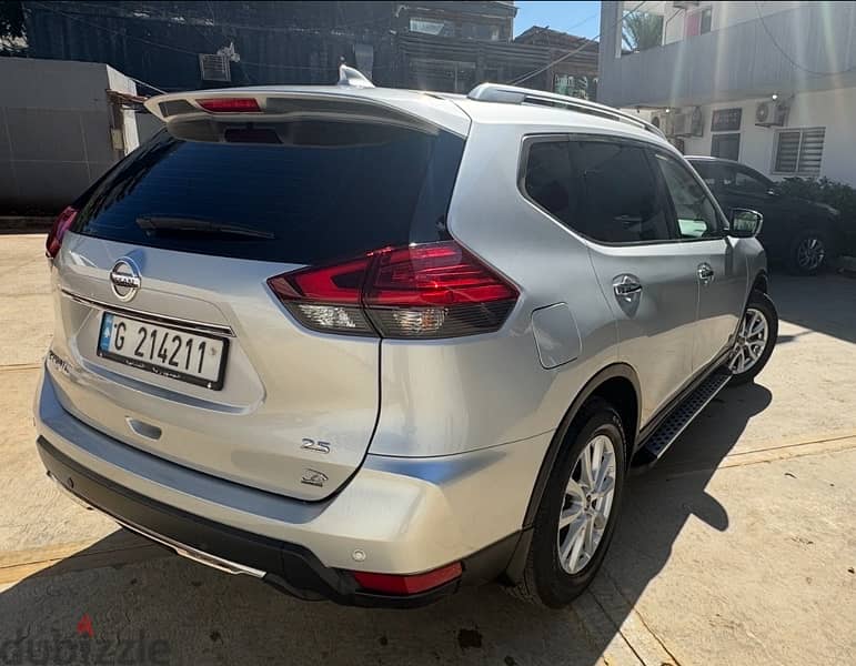 Nissan X-Trail 2018 only 18.000 company source 3