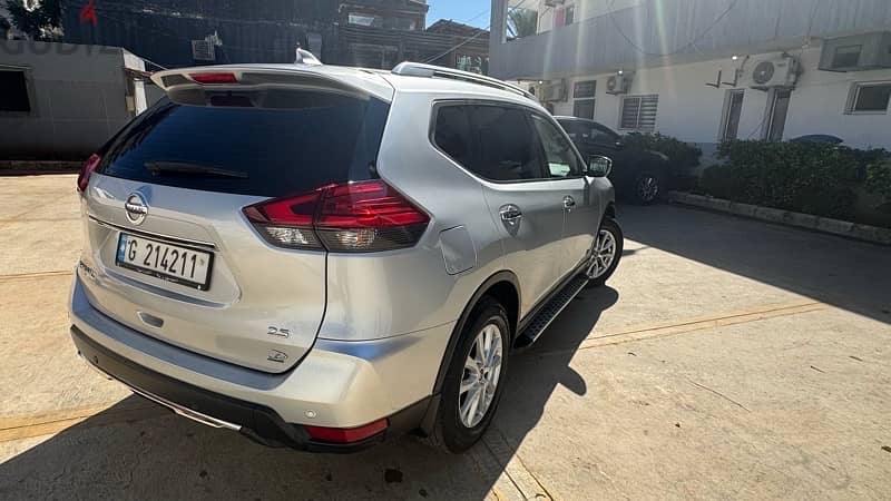 Nissan X-Trail 2018 only 18.000 company source 7