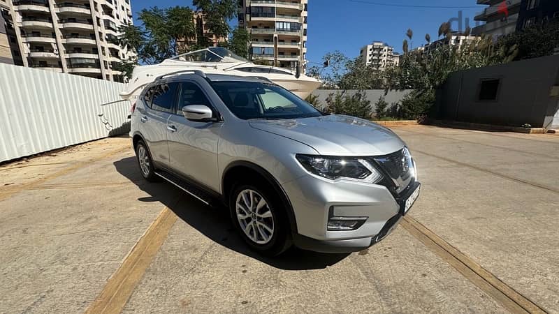 Nissan X-Trail 2018 only 18.000 company source 9