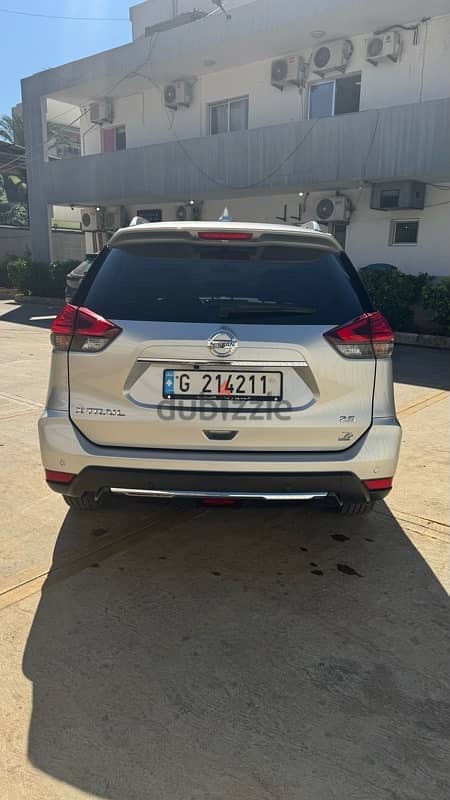 Nissan X-Trail 2018 only 18.000 company source 11