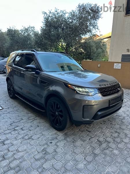 Land Rover Discovery V6 HSE Luxury 2018 gray on basket (clean carfax) 1