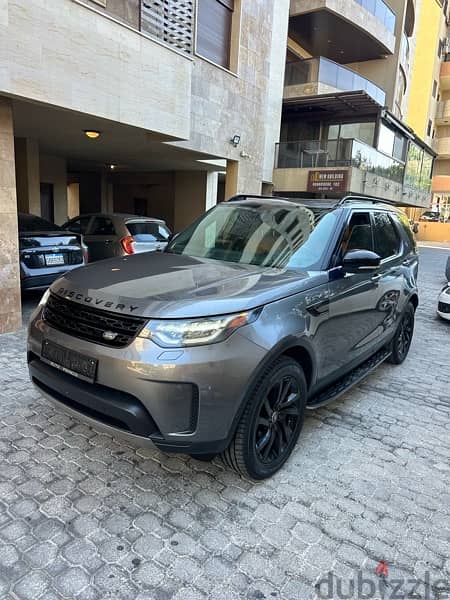 Land Rover Discovery V6 HSE Luxury 2018 gray on basket (clean carfax) 2