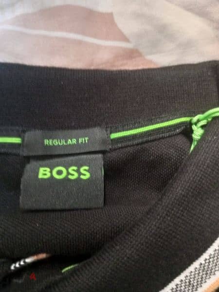 brand new Hugo boss shirt with tags special price/هيوجو بوس بورقتها 2