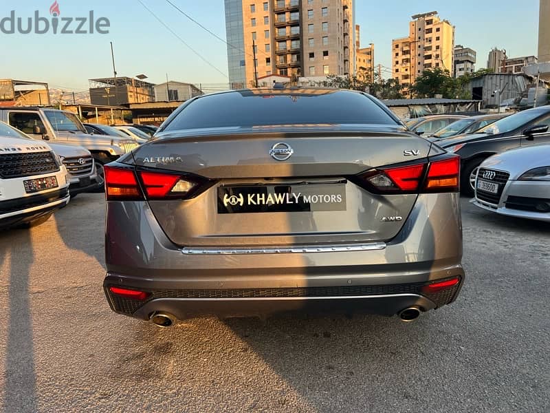 Nissan Altima AWD Model 2020 Clean carfax أجنبية 3