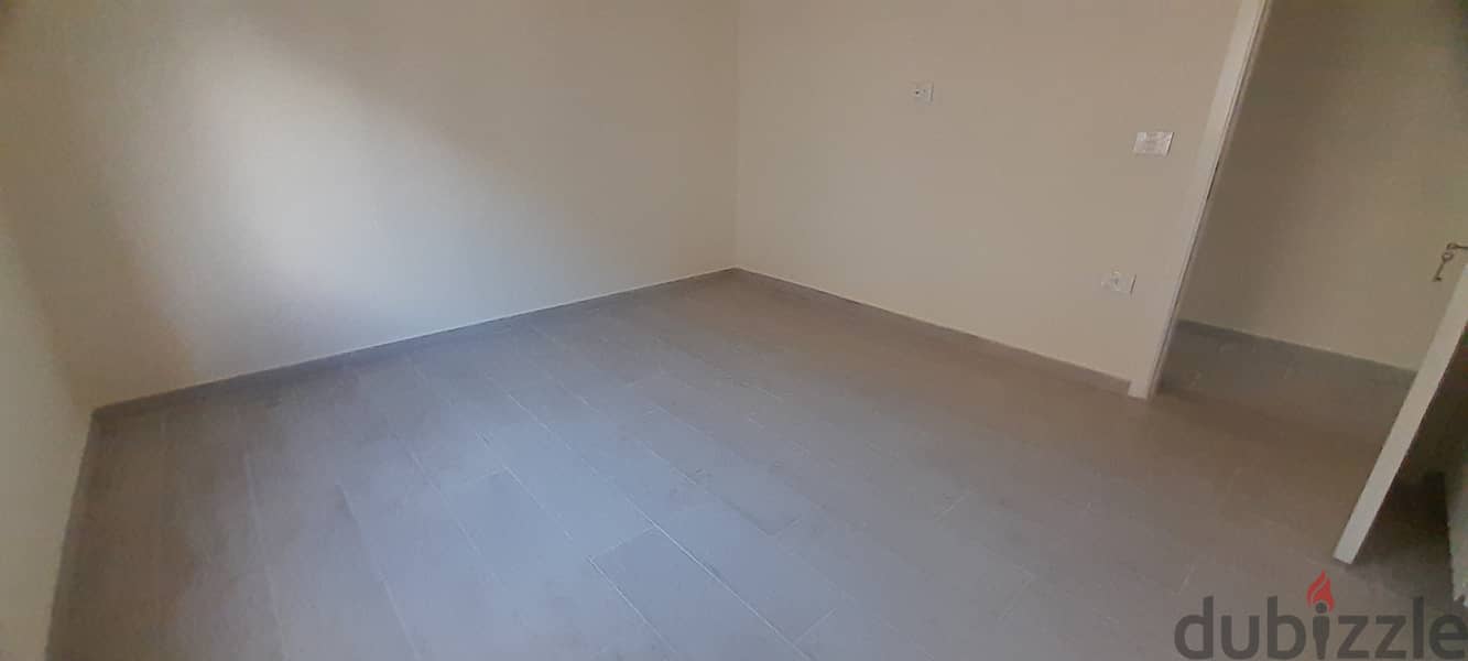 Apartment For Sale in baabdat douar شقة للبيع في بعبدات الدوار 6