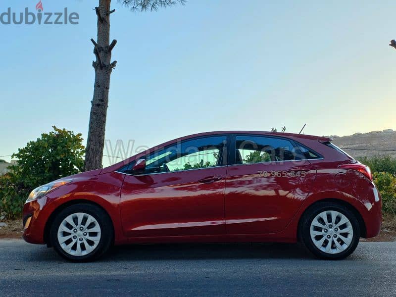 2017 HYUNDAI ELANTRA GT (LOW MILEAGE) 7