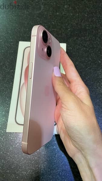 iPhone 15 - 256GB (Pink) 3