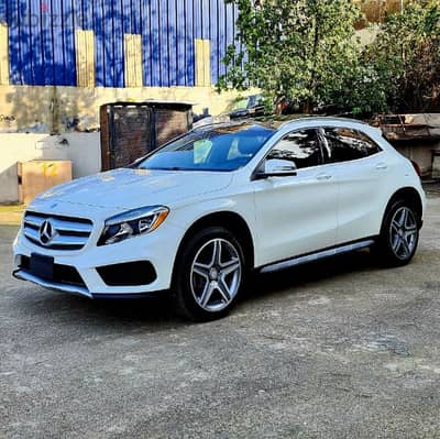 MERCEDES-BENZ GLA 250 4MATIC 2015 AMG full 97000miles اجنبية شبه جديدة