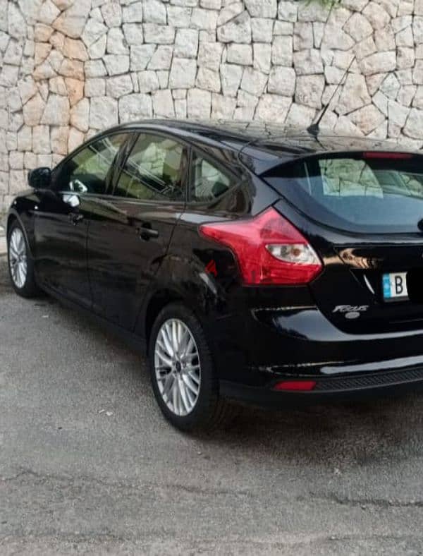 Ford focus 2014 super ndifeh full option فورد فوكيس 9