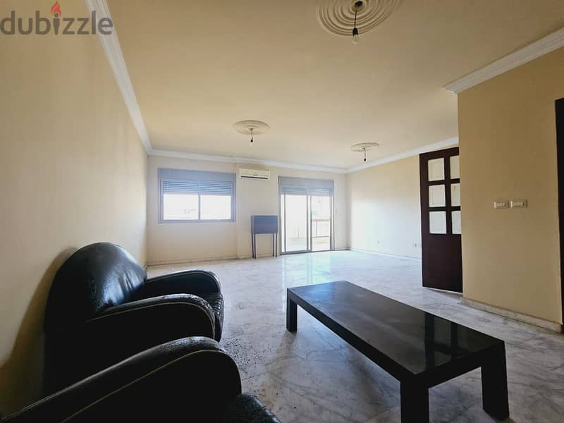 RA24-3657 Spacious apartment in Hamra 220 m2 is now for rent 4