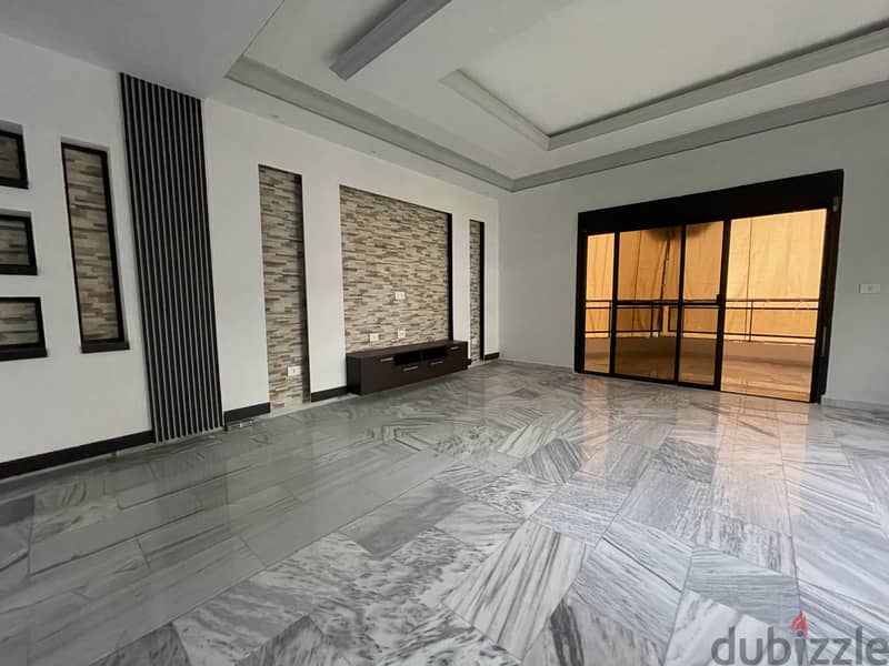 185SQM Apartment For Sale In Zouk Mosbehشقة للبيع في زوق مصبح#RK101025 1