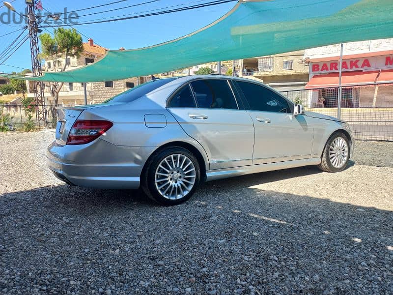 Mercedes-Benz C-Class 2011 19