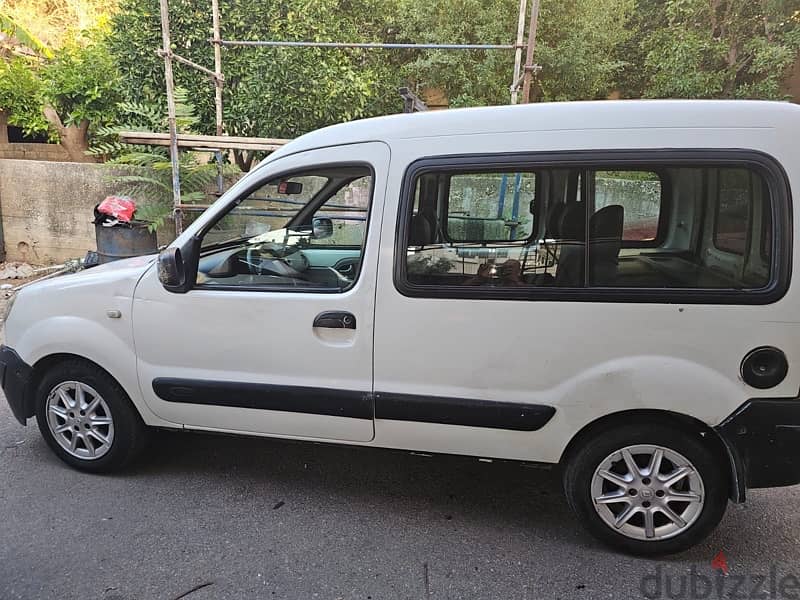 Renault Kangoo Express 2009 1