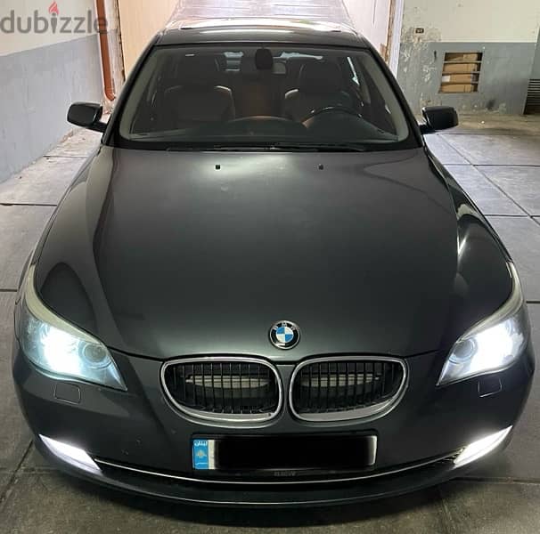 BMW 528i model 2010 6