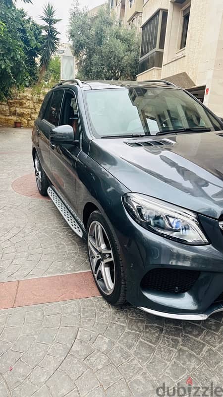 Mercedes-Benz GLE-Class 2016 0