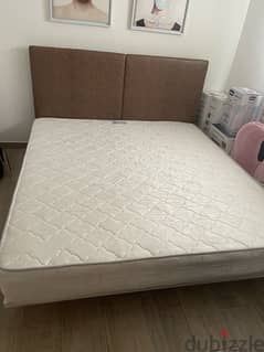 beds and mattress like new