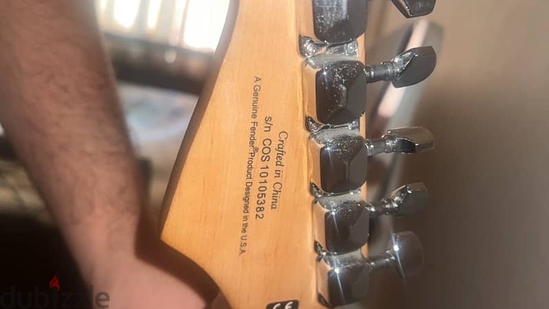 Squier by fender electric guitar 7