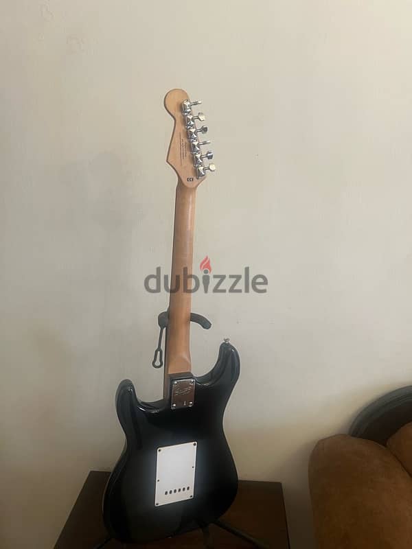 Squier by fender electric guitar 6