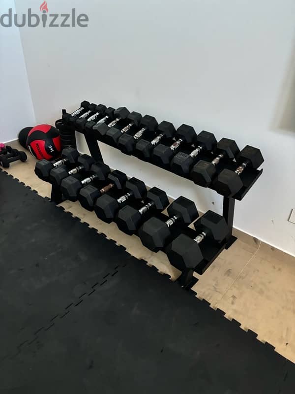 hexagonal dumbells with stand 150 cm 2 floors 1