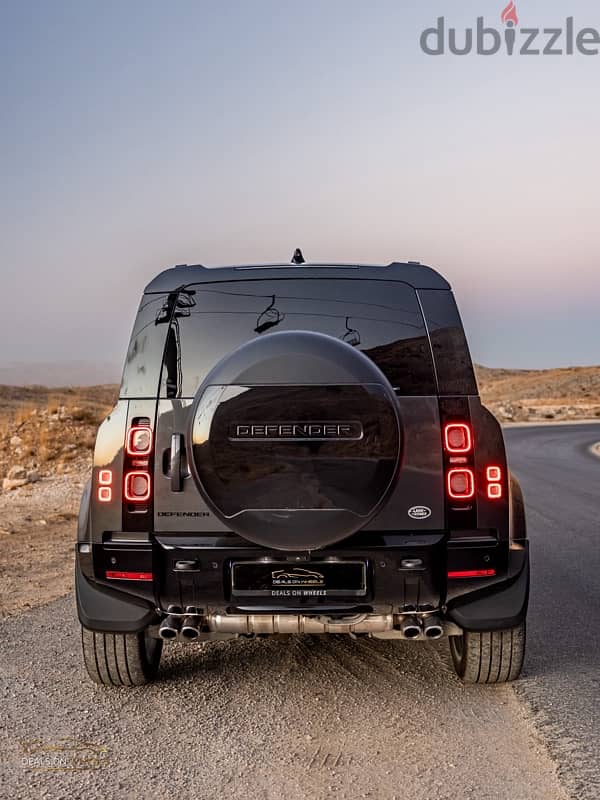 Land Rover Defender V8 2022 , Carpathian Grey. Only 20.000Km 6