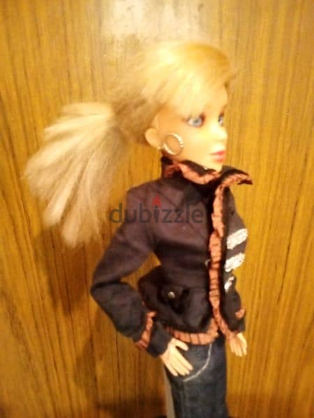 LIV SOPHIE SPIN MASTER As new Articulated doll +her own wear+Wig+Boots 6