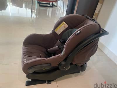 maxi cosi - mico with base