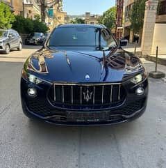 Maserati Levante S Q4 Gransport 2017 dark blue on brown (clean carfax) 0