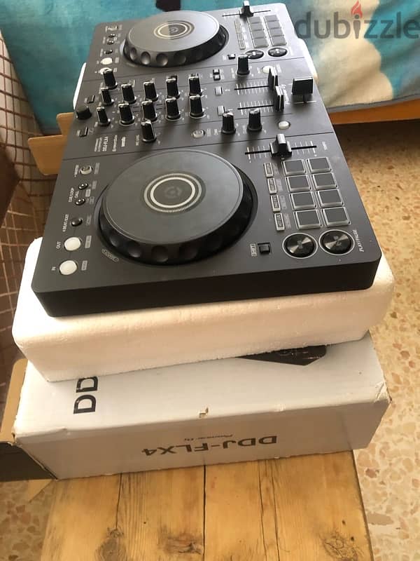 Dj control flx4 2