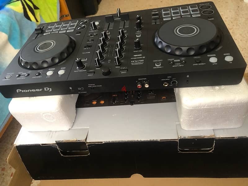 Dj control flx4 3