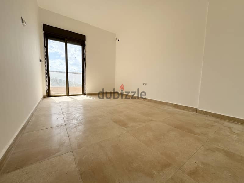 RWB102TA - Apartment for sale in Halat Jbeil 4