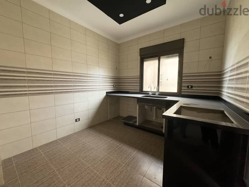 RWB103TA - Brand new apartment for sale in Halat Jbeil 4