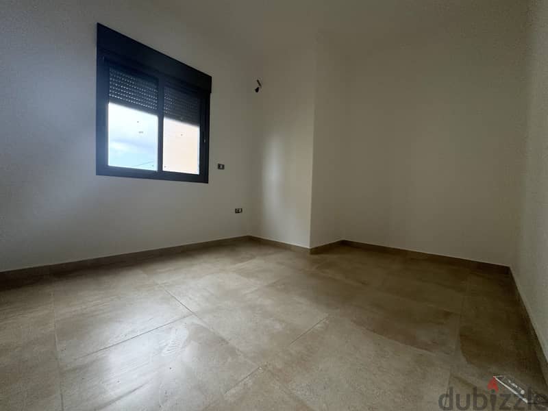 RWB103TA - Brand new apartment for sale in Halat Jbeil 6