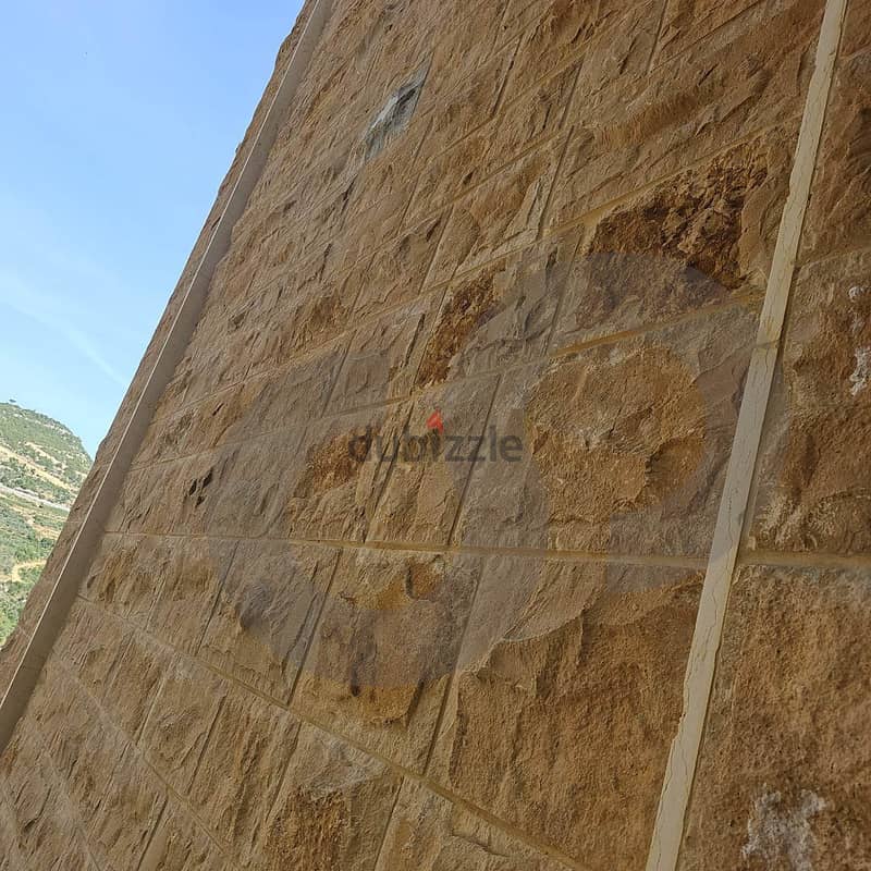 fully furnished apartment - CHOUF/شوف REF#IF113327 5