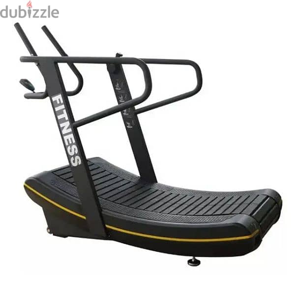 curved treadmill new in boxes 0