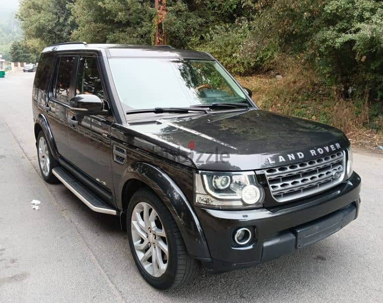 Land Rover LR4 2015 1