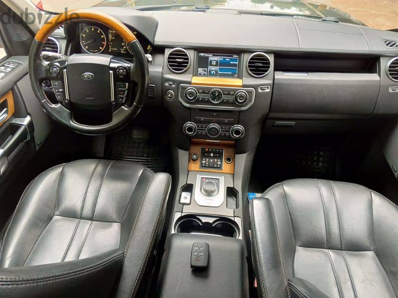 Land Rover LR4 2015 9