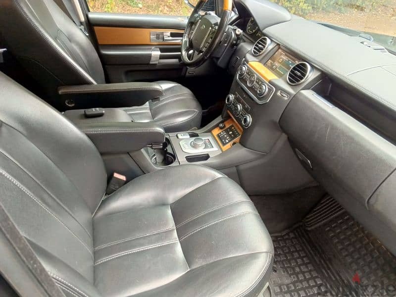 Land Rover LR4 2015 13