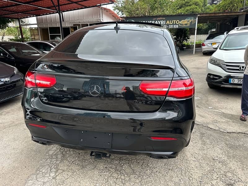 Mercedes-Benz GLE-Class 2018 43 AMG Like new 6