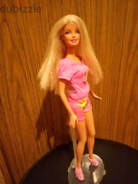 Barbie Mattel wearing As new doll has straight hair bend legs+Shoes=18 2