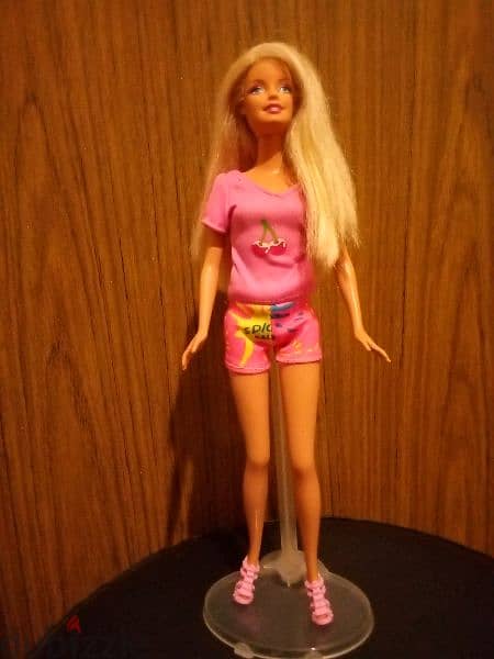 Barbie Mattel wearing As new doll has straight hair bend legs+Shoes=18 4