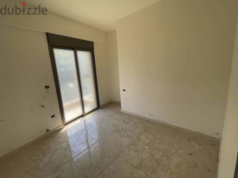 Apartment for sale in Ain Aar شقة للبيع عين عار 3