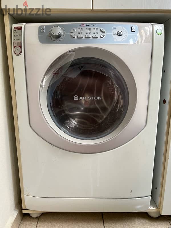 Ariston - Washing Machine 0