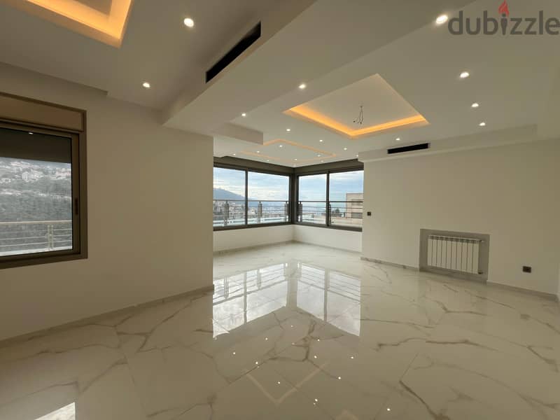 L14199-Deluxe Apartment With Terrace for Sale in Adma 1