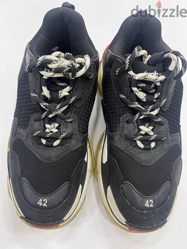 Triple S Black for men 4