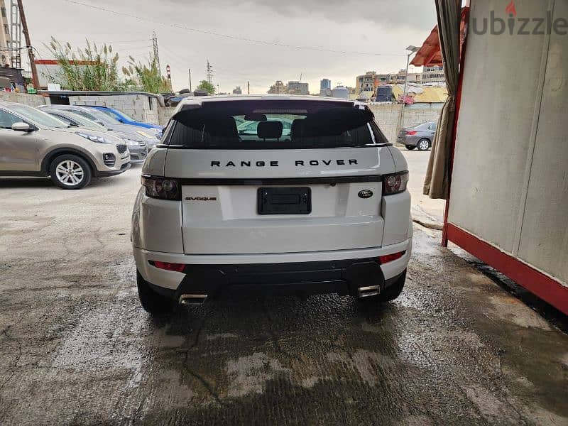 Land Rover Evoque 2012 dynamic coupe full 3