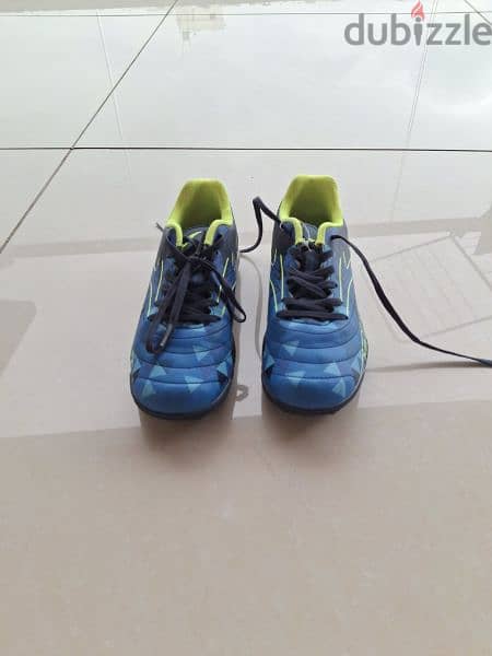 football shoes, never used, great condition 0