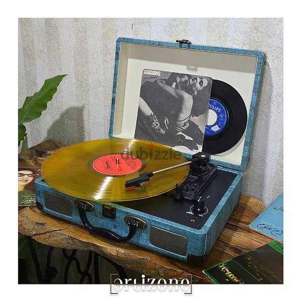 Turntable,  vinyl record player  مشغل اسطوانات 1