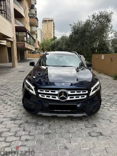 Mercedes GLA 180 Sport Edition 2018 dark blue on black 0